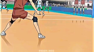 *Haikyuu*Hinata saw someone similar to her but their skills were very different.