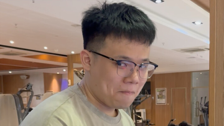 If you’re a fitness newbie and run into this kind of selfish gym bro, you’re basically screwed.