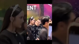 [FREENBECKY] FIND SOMEONE GAZES AT YOU TENDERLY WITH A SMILE LIKE BECKY😭 #beckyarmstrong #srchafreen