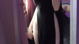 baju hitam bikin basah