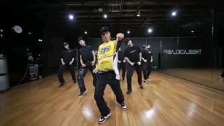 SHOONG-Taeyang (feat. Lisa of blackpink)DANCE PRACTICE