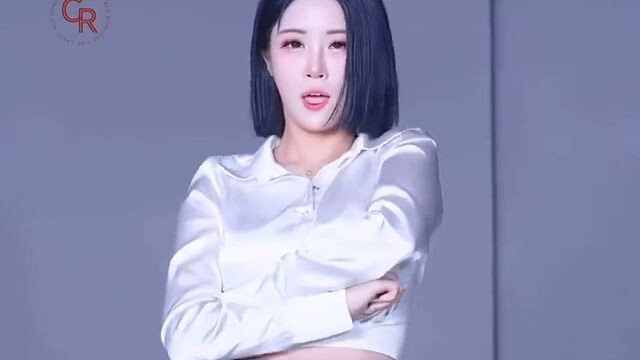 เกิร์ลครัช โบมี