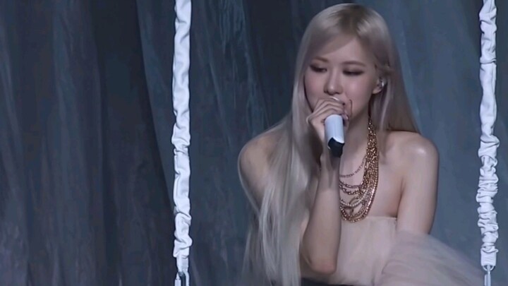 Rosé's Divine Vocal Transitions