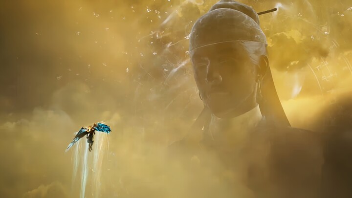 Even if it means burning his life essence, Han Li must survive—his Wind-Thunder Wings are already bl