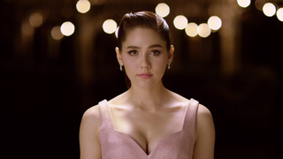 โฆษณาชุดชั้นในในประเทศไทย: สาวหน้าอกใหญ่อยากให้เล็กลง สาวหน้าอกเล็กอยากให้ใหญ่ขึ้น