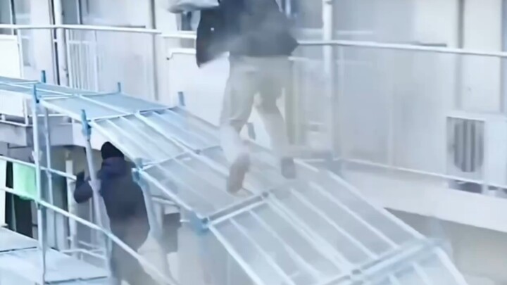 The man broke the scaffolding and had a fast and furious