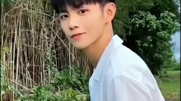 หากคุณอยากดูผู้ชายหล่อหุ่นดีมาทางนี้🤩