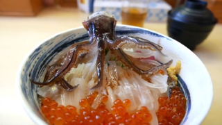 Nhật Bản mon ăn đường phố - khiêu vũ mực ống sashimi hải sản