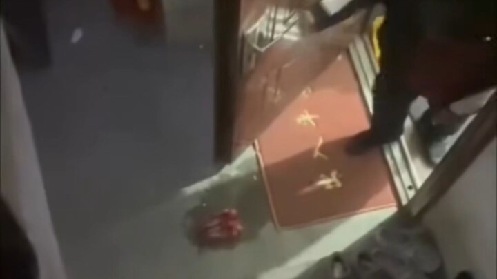 People never feel tired when they’re up to no good 😈