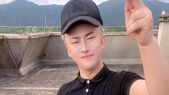 《皮  痒  牛  马》豆瓣评分8.1