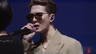 王嘉尔获奖舞台《LMLY》，荣获年度男音乐人，裸眼3D舞台。