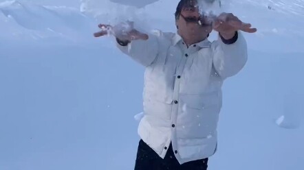 Freljord Giant Snowball