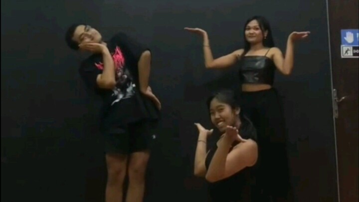 Exo - the first snow, tyla - push 2 start, baby tate & Saweetie - Hey, Mickey!