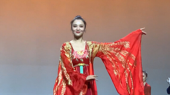 《舞上春》【中国歌剧舞剧院】王家鑫 唐诗逸 余瑜 胡阳 高雯倩 等
