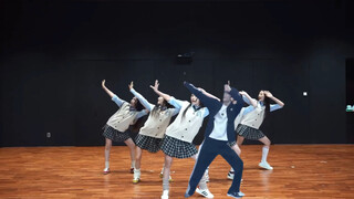 Helped Choi Seung-cheol and Jeon Won-woo join the girl group and sent Yoon Jeong-han to participate 