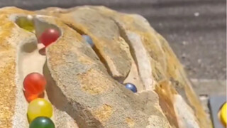 I have never wanted to own a stone so much. This stone is so interesting that I was fascinated by it