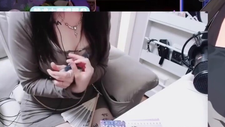 ถ้าคุณไม่มีความสามารถ มาแสดงโชว์อ้วนๆ ให้กับทุกคนกันเถอะ~