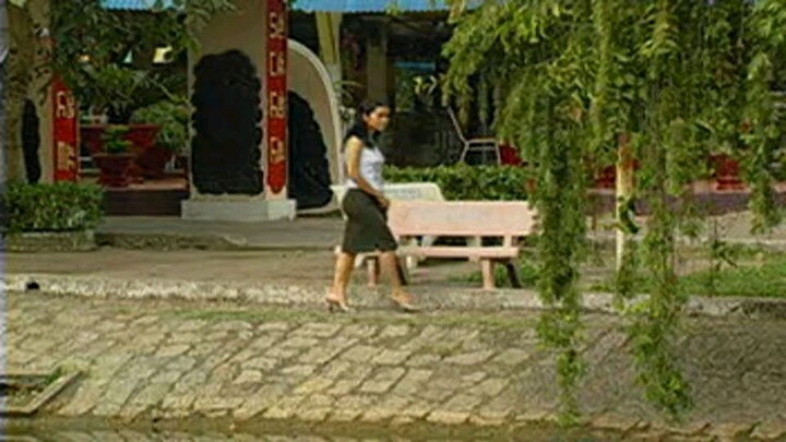 anh khong muon ra di