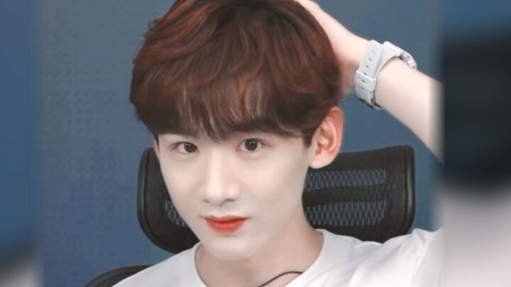 Now this is the kind of cute wife a real macho guy should call his own!