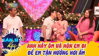 Gái Xinh Trong Trắng Thấy Soái Ca Đẹp Trai Bèn Gạ Gẫm Ôm Nhau Ngay Trên Sân Khấu Khiến MC Phấn Khích