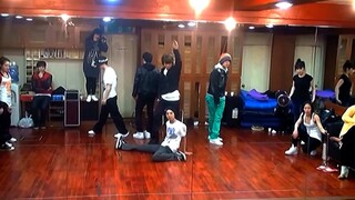 【bigbang 2ne1】เวอร์ชั่นห้องซ้อมโลลิป๊อป