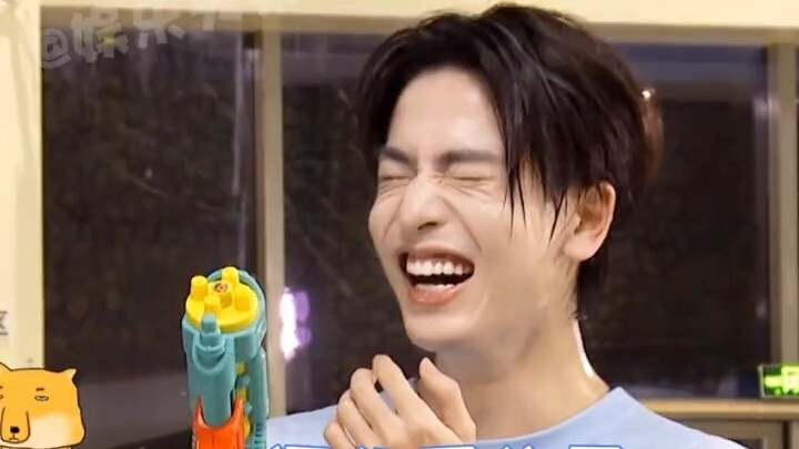 #Shen Yue: Aku benar-benar ketakutan, saat itu hampir saja tidak tahan #Lucu #Chen Zheyuan #Youth Tr