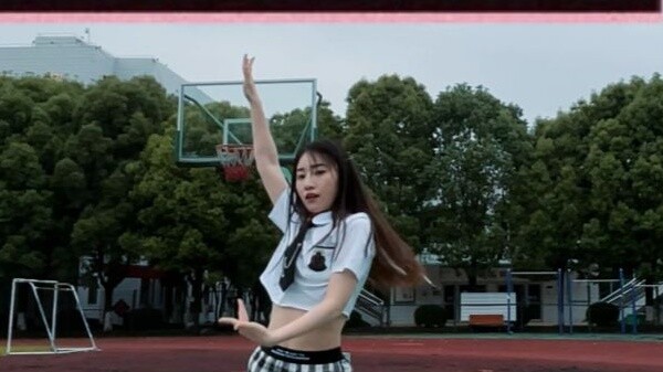 【Pancake】Menari semua chorus utama BLACKPINK sekaligus dan dapatkan serangkaian latihan fisik