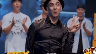 Inilah artis tari jalanan asal Prancis SALAH yang mampu mengeluarkan lidahnya dalam 6 tarian jalanan