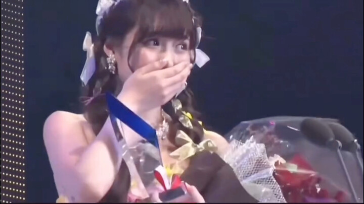 โดนคนตีเยอะขนาดนั้นก็ไม่ร้อง แต่ตอนขึ้นรับรางวัลกลับร้องไห้