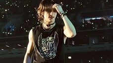 The real person is really good-looking... God... It feels like two different things from what is on