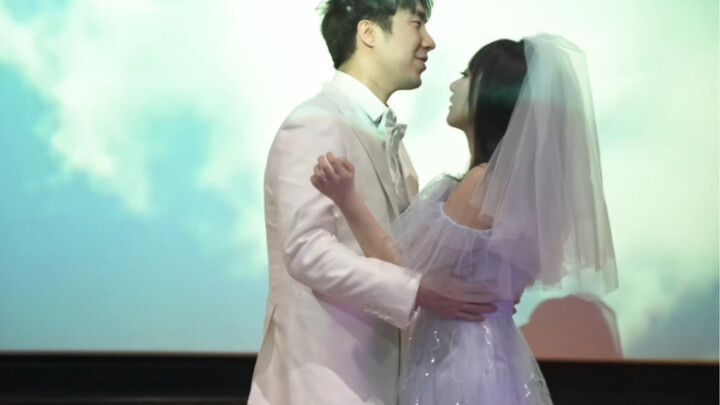 ผู้ประกาศข่าวเกมเตรียมวิดีโอขอแต่งงานเป็นเวลาหนึ่งเดือน