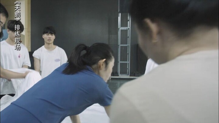 众人拾柴火焰高，总有些无形的困难需要我们一同克服