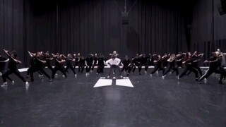 【ON】Rehearsal room version. I was really angry when I saw someone say that BTS dance is a woman's da