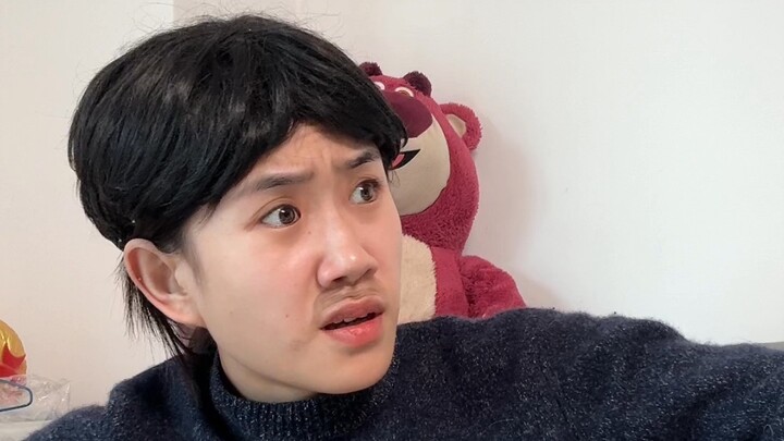 Old Lei: Such a tightwad—he won’t spend a single penny, all he does is take!