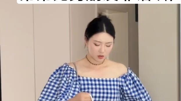 Anh trai tôi không nghĩ là cái hộp này nặng!