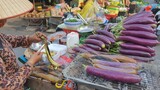 Bắt gặp xe cà tím nướng mỡ hành chỉ 25k độc đáo ẩm thực đường phố Sài Gòn