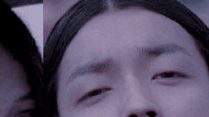 Wajib ditonton untuk kecantikanmu yang menjilat layar! Lihat apakah rambut panjang sang raja tidak m