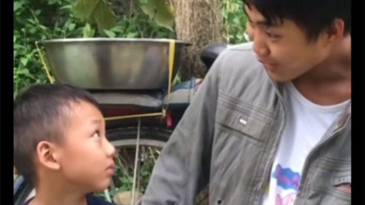 Persahabatan Desa yang Paling Tulus