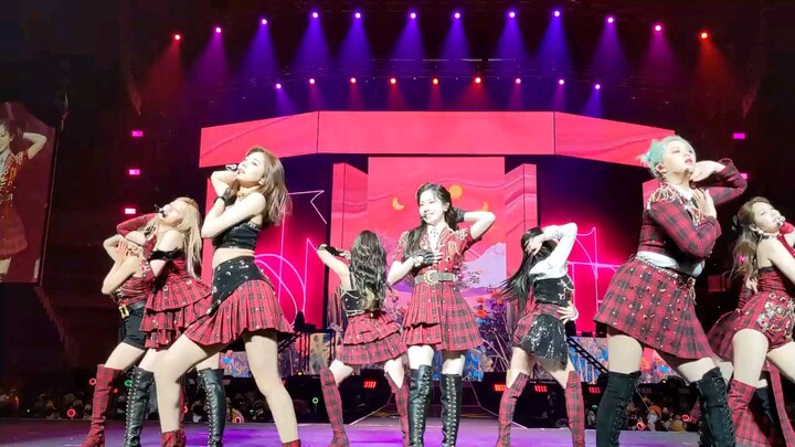 TWICE FANCY III FOURTH WORLD TOUR NY DAY 2