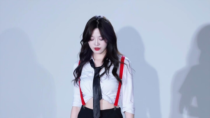 Girl's Day รอคอย การเต้นสายรัดสีแดงคลาสสิกในวันเด็กผู้หญิงคือสิ่งที่คุณรอคอยหรือเปล่า