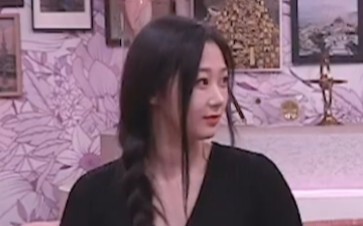 内永绘里温柔麻花辫Spicy舞蹈挑战