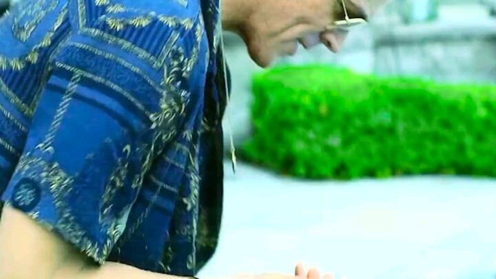 Sát thủ hàng đầu sắp nghỉ hưu và tái xuất ở trường mầm non