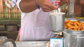 Making Of Medu Vada from Automatic Machine