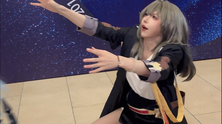 حبي لا يساوي شيئًا