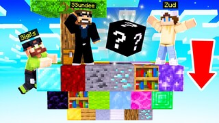 Surviving Skyblock with Random Items Mod in Minecraft