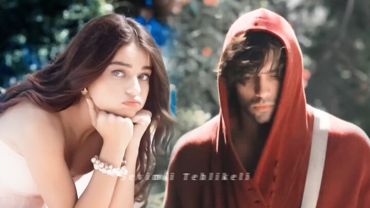 [Cutesy Rich Girl × Rough-and-Tumble Thief] It’s Like a Male-Version of Cinderella! The Young Lady F