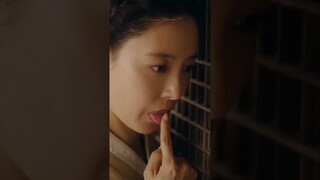 This girl🤣 #thestoryofparksmarriagecontract #kdrama #baeinhyuk #leeseyoung #shorts