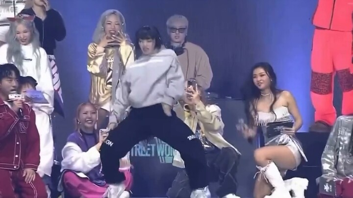 【BadaXRedy】Ai mà không thích cặp đôi này chứ?! Bạn đọc ngay trên bìa clip chiến đấu của Street Girls