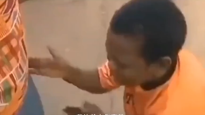 Kẻ cướp khét tiếng cũng phải sợ bố mình