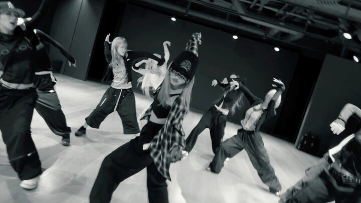 RUKA’s solo dance practice🩶
